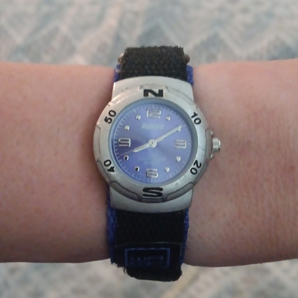 Surge Fast Wrap Sport Watch - Picture 3 of 9